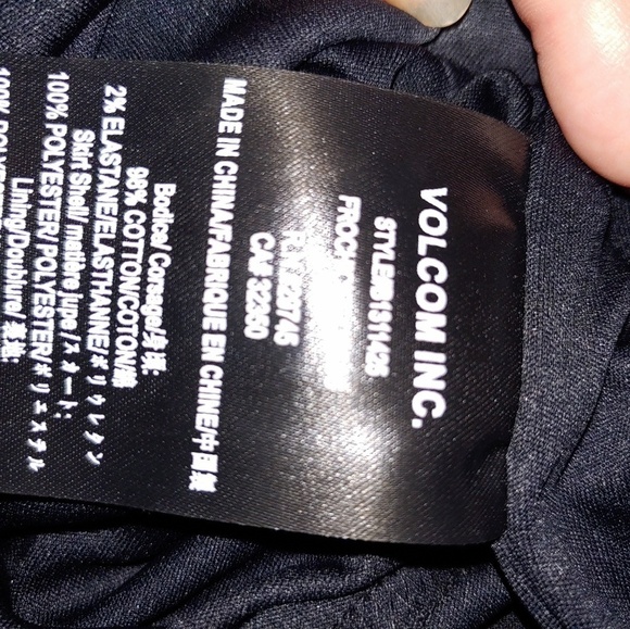 - NWT Volcom Zig Zag Dress 7 - Picture 6 of 6